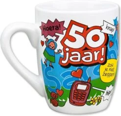 Cartoonmok Sarah - 50 Jaar 18 Cartoonmok Sarah - 50 Jaar -Brita Shop 1200x1145 1