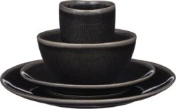 Mica Decorations Tabo Serviesset 4 Persoons - Zwart -Brita Shop 1200x746 1