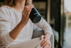 Kambukka Olympus Thermosbeker 300 Ml - Makkelijk Reinigen - Lekvrije Koffiebeker - RVS - Jet Black -Brita Shop 1200x800 31