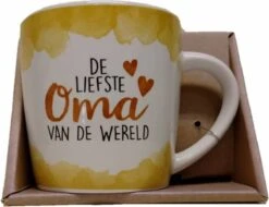 Enjoy Mok - De Liefste Oma Van De Wereld - Met Binnen Tekst - Koffie Mok - Beker - Moederdag - Liefde - Verjaardagscadeau -Brita Shop 1200x923