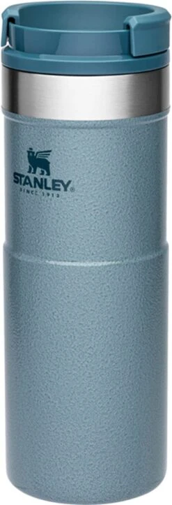 Stanley The NeverLeak™ Travel Mug 0,47L NEW - Thermosfles - Hammertone Ice -Brita Shop 410x1200