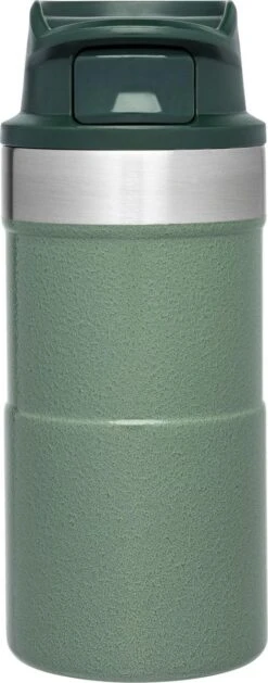 Stanley The Trigger-Action Travel Mug 0,25L - Thermosfles - Hammertone Green 19 Stanley The Trigger-Action Travel Mug 0,25L - Thermosfles - Hammertone Green -Brita Shop 471x1200 3