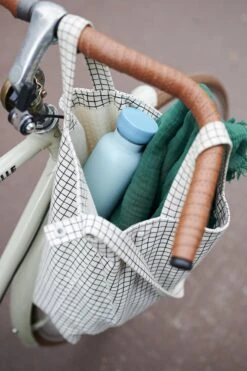 Mepal – Isoleerfles Ellipse 500 Ml – Houdt Je Drankje 12 Uur Warm En 24 Uur Koud – Tinanium – Geschikt Voor Bruiswater – Thermosfles – Lekdicht -Brita Shop 798x1200