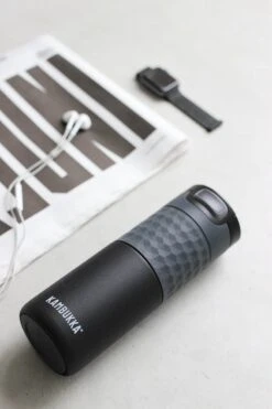 Kambukka Etna Grip Thermosbeker 500 Ml - Makkelijk Reinigen - Lekvrije Koffiebeker - Zwart -Brita Shop 799x1200