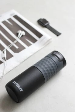 Kambukka Etna Grip Thermosbeker 500 Ml - Makkelijk Reinigen - Lekvrije Koffiebeker - Zwart -Brita Shop 800x1200 2