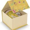 Pip Studio La Majorelle Yellow - Theeset - Porselein - Mok + Theezeef + Theetip - Porselein - 350ml - Geel Servies - Pasen - Konijn -Brita Shop 981x1200